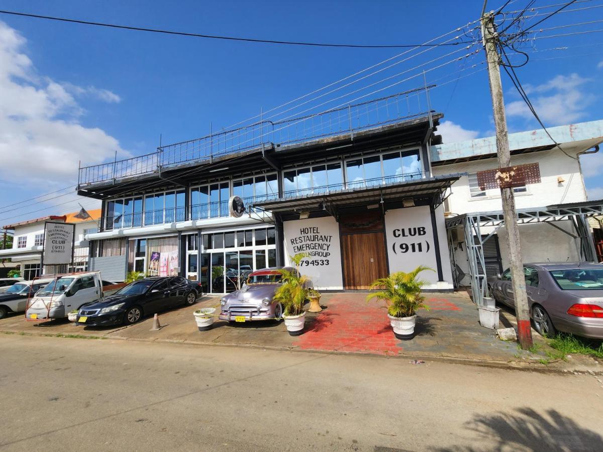 Hotel Bar Restaurant Emergency 911 Sto Lk Group Paramaribo Kültér fotó