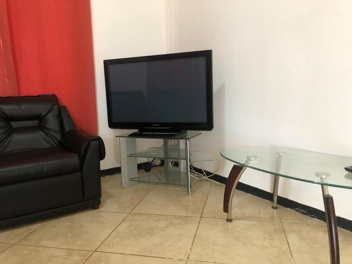 Hotel Bar Restaurant Emergency 911 Sto Lk Group Paramaribo Kültér fotó